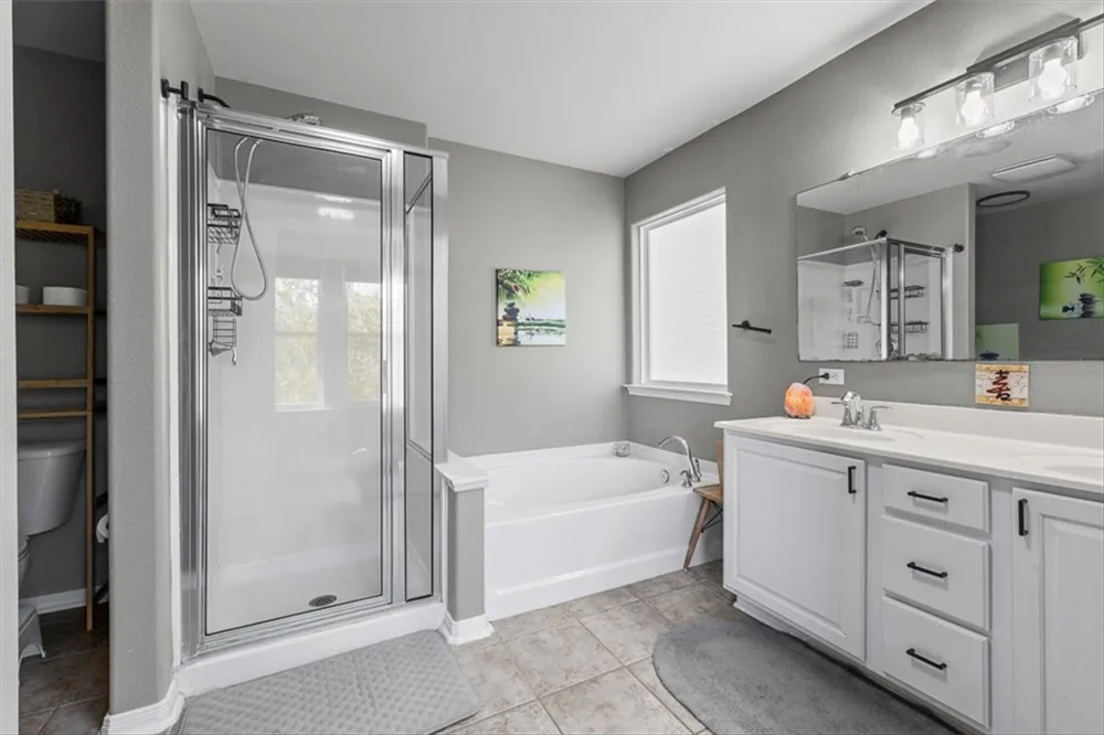 2007 Bay Breeze Street Portland, TX 78374