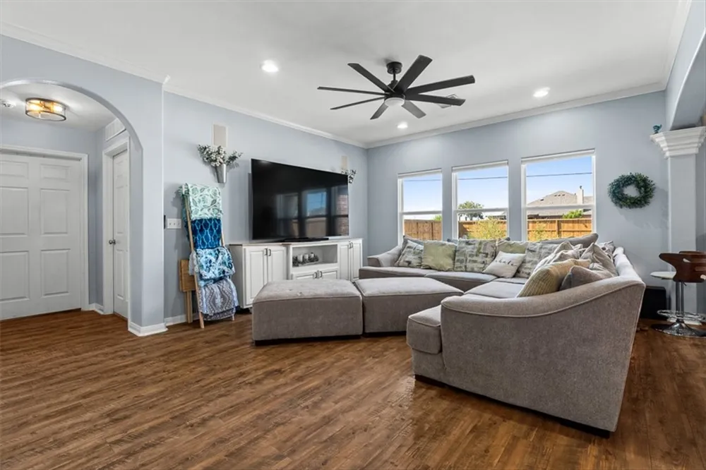 2007 Bay Breeze Street Portland, TX 78374