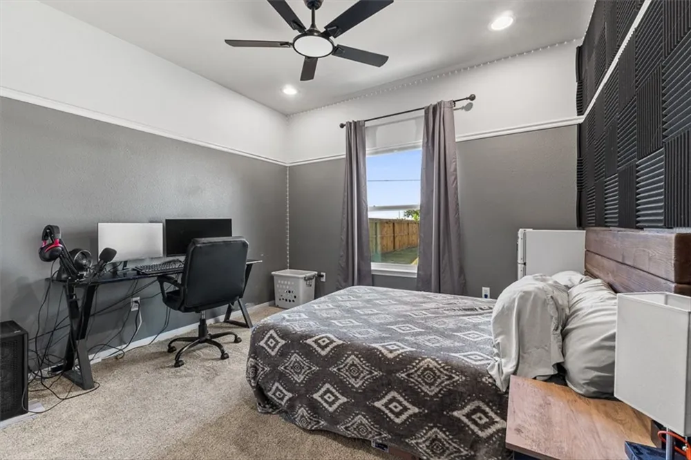 2007 Bay Breeze Street Portland, TX 78374