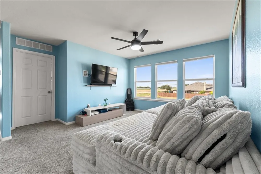 2007 Bay Breeze Street Portland, TX 78374