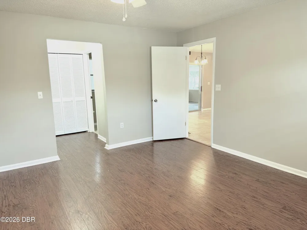 228 Colomba Road Debary, FL 32713