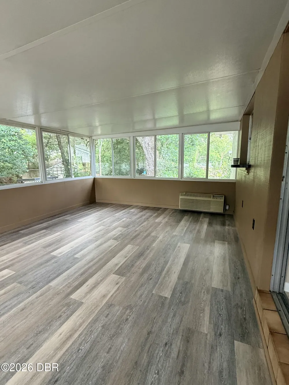 228 Colomba Road Debary, FL 32713