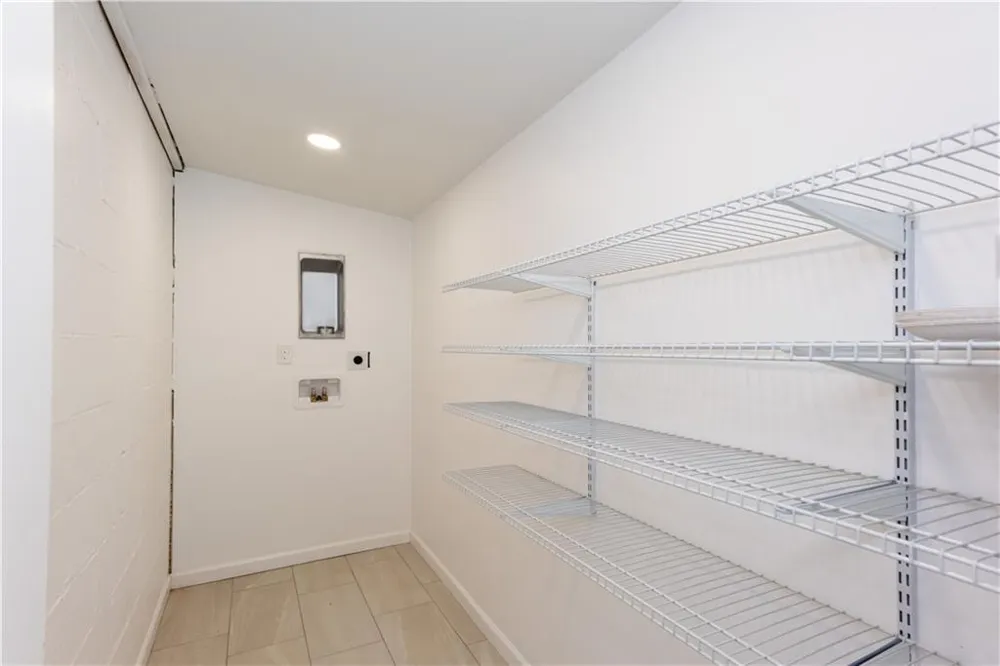 1466 Hardin Avenue College Park, GA 30337