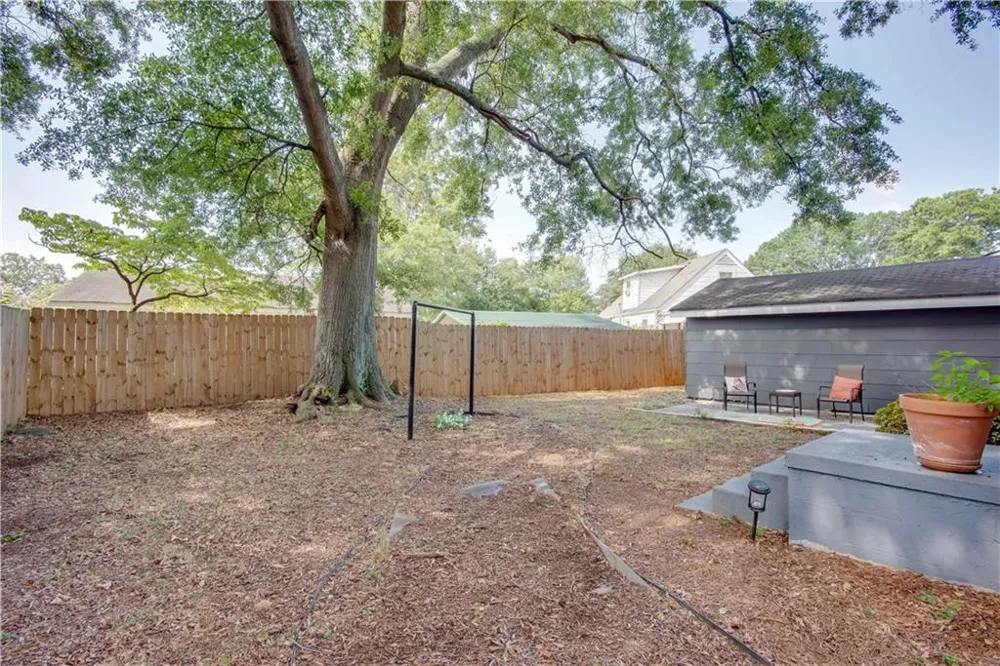 1466 Hardin Avenue College Park, GA 30337