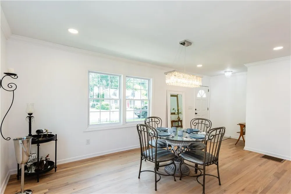 1466 Hardin Avenue College Park, GA 30337