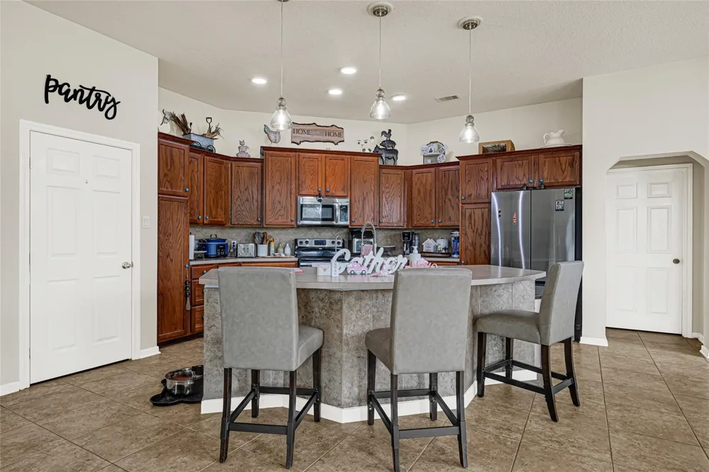 4108 County Road 356 Brazoria, TX 77422