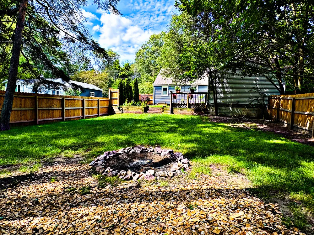 3114 Rypens Drive NW Grand Rapids, MI 49504