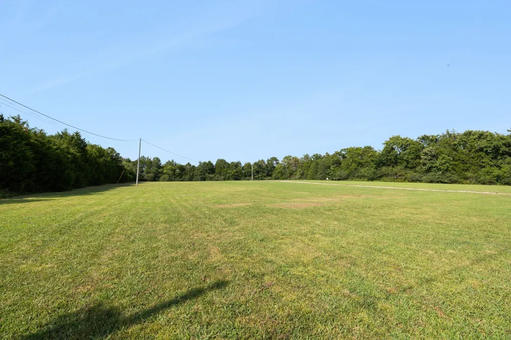 2040 Friendship Ln Chapel Hill, TN 37034