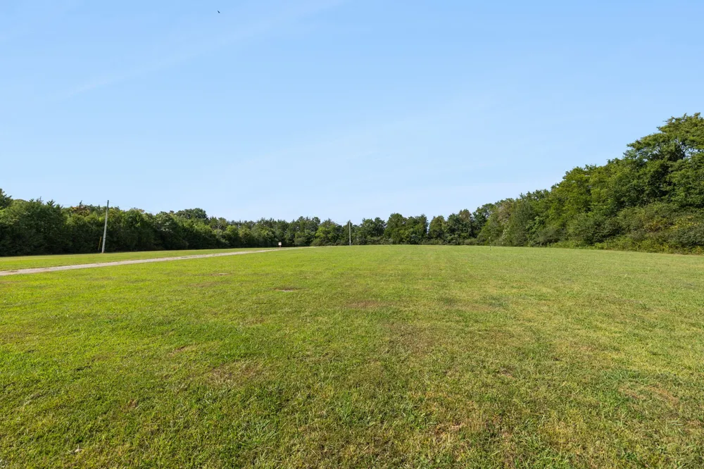 2040 Friendship Ln Chapel Hill, TN 37034