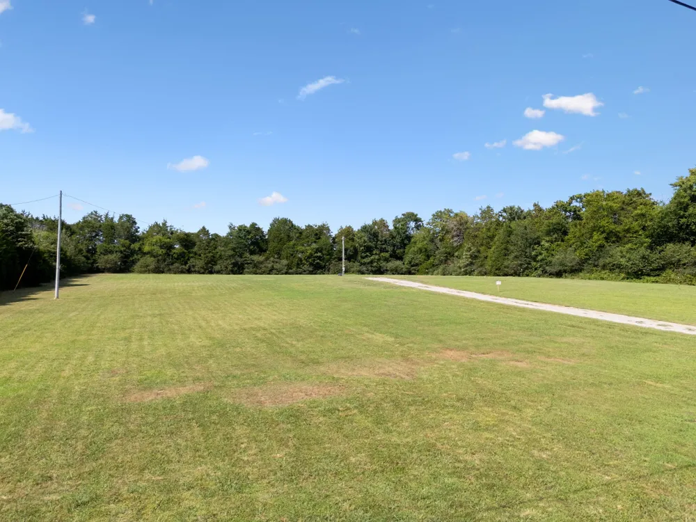 2040 Friendship Ln Chapel Hill, TN 37034