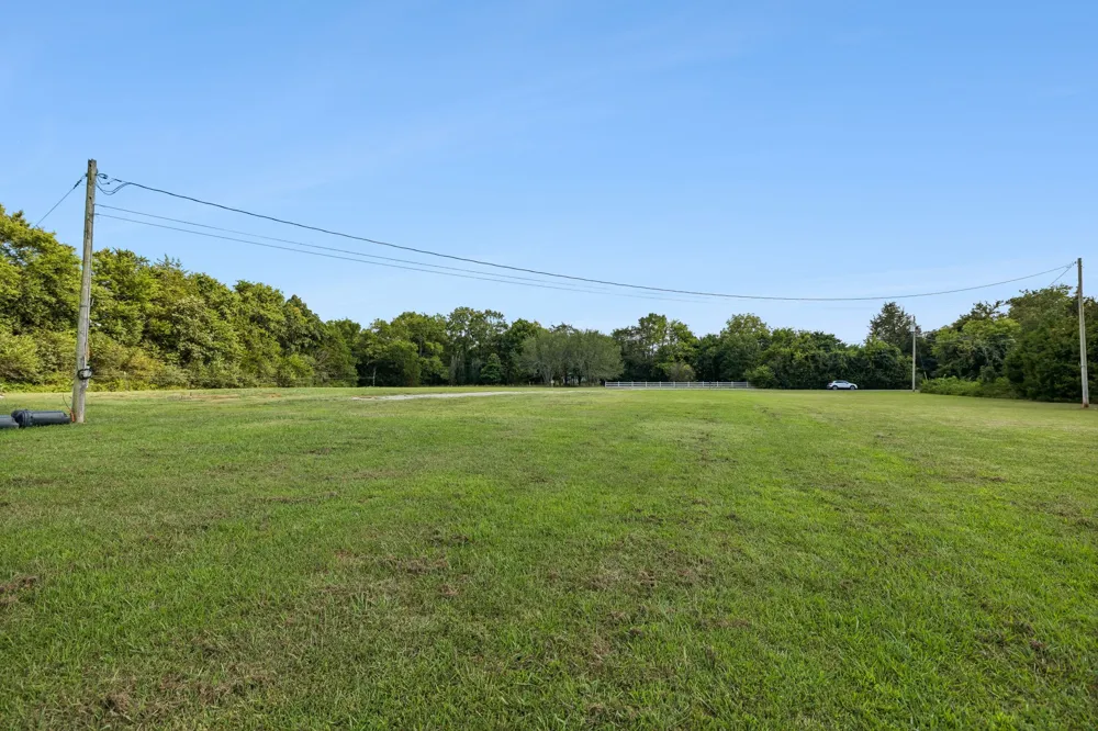 2040 Friendship Ln Chapel Hill, TN 37034