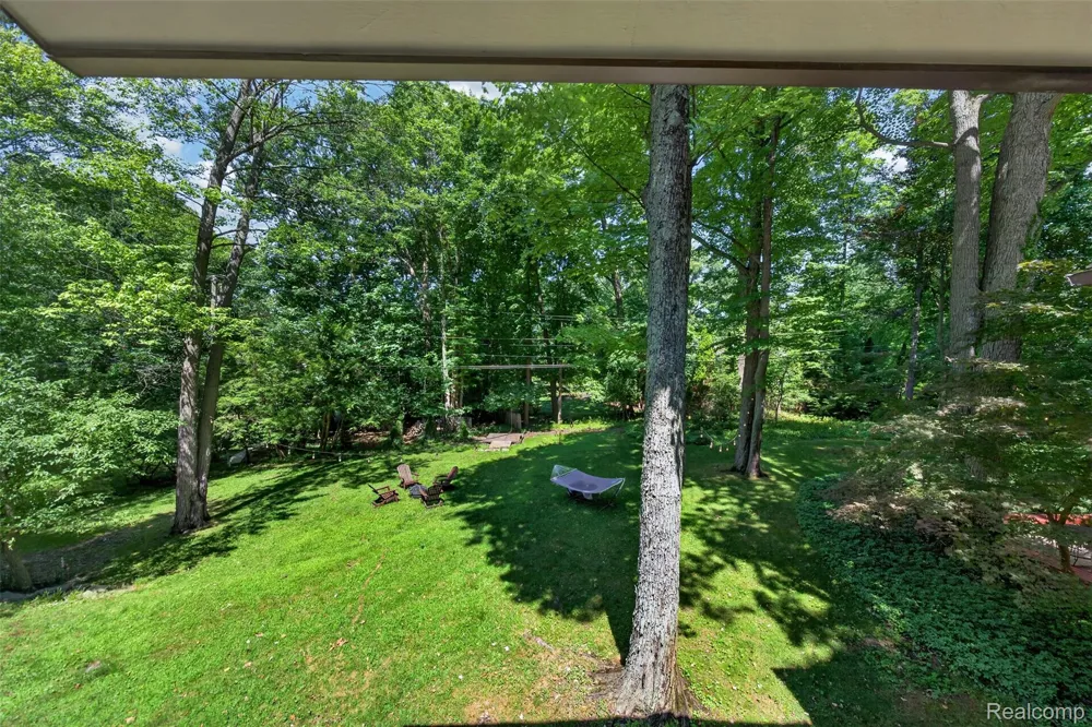 7388 Lindenmere Drive Bloomfield Hills City, MI 48301