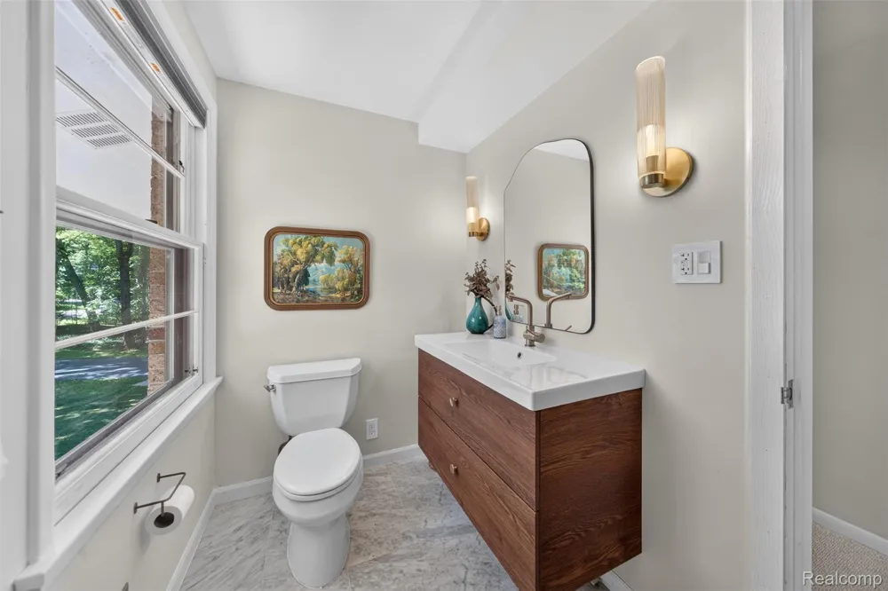 7388 Lindenmere Drive Bloomfield Hills City, MI 48301