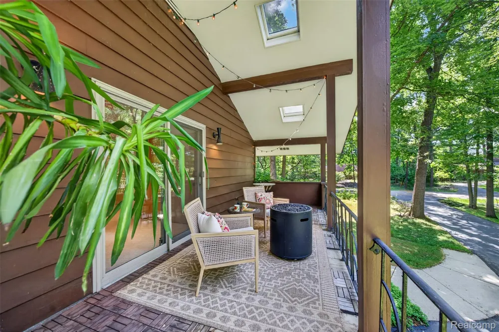 7388 Lindenmere Drive Bloomfield Hills City, MI 48301