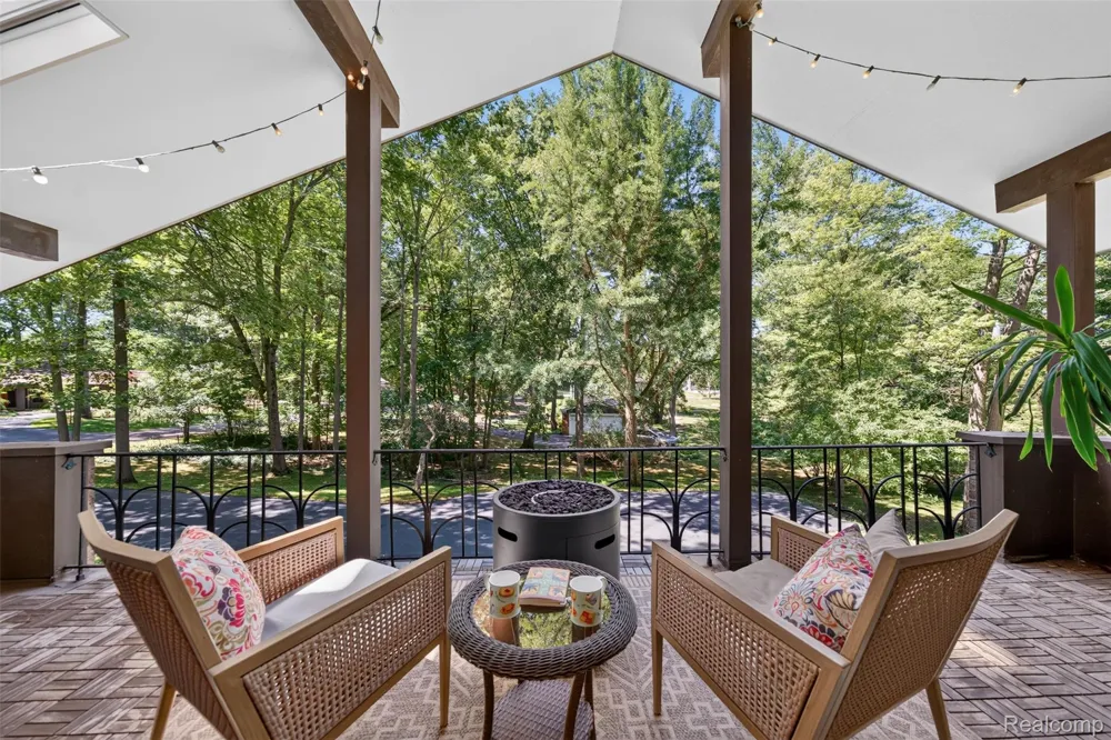 7388 Lindenmere Drive Bloomfield Hills City, MI 48301