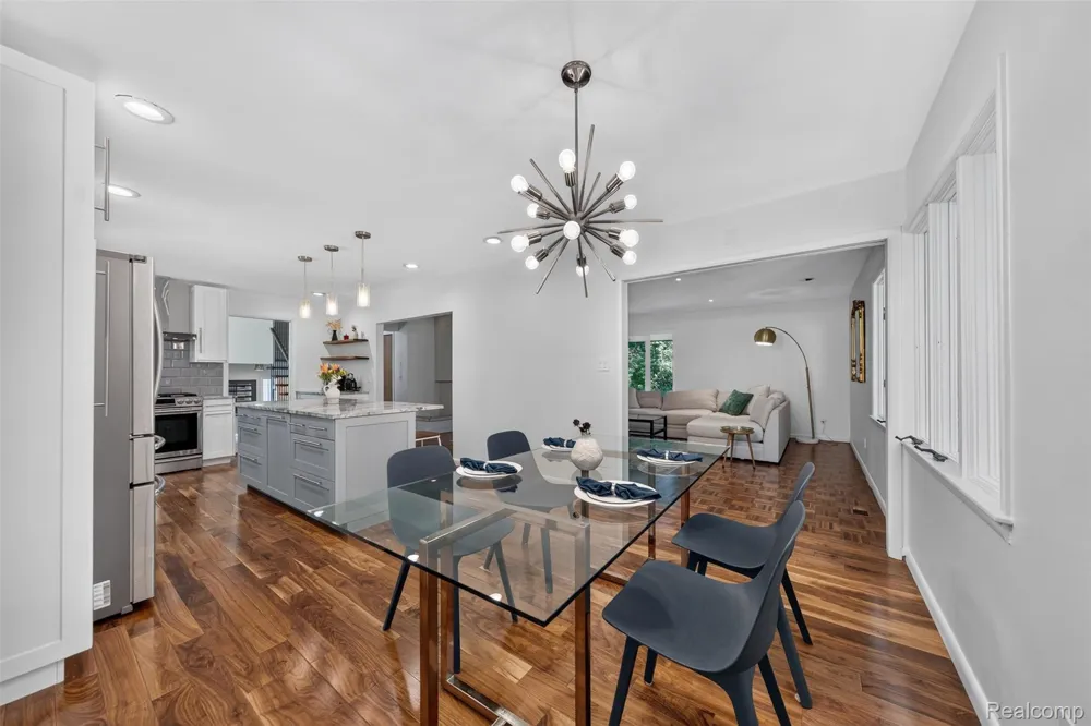 7388 Lindenmere Drive Bloomfield Hills City, MI 48301