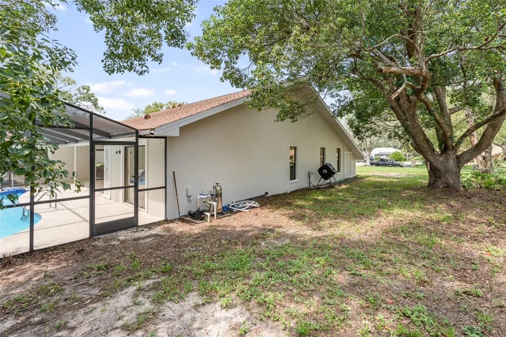 5380 PATRICIA PLACE Weeki Wachee, FL 34607