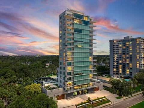 2619 BAYSHORE BOULEVARD #900
