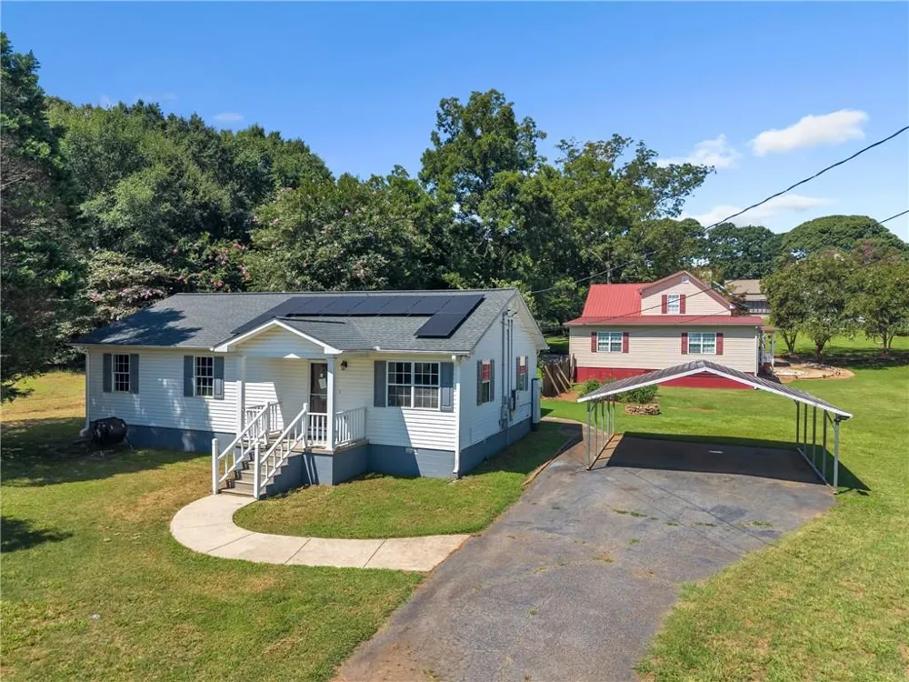 108 Lillie Lane Maysville, GA 30558