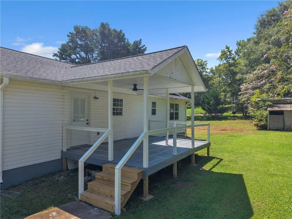 108 Lillie Lane Maysville, GA 30558