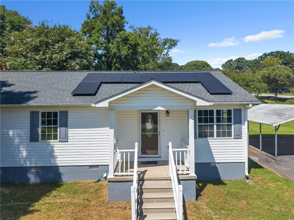 108 Lillie Lane Maysville, GA 30558