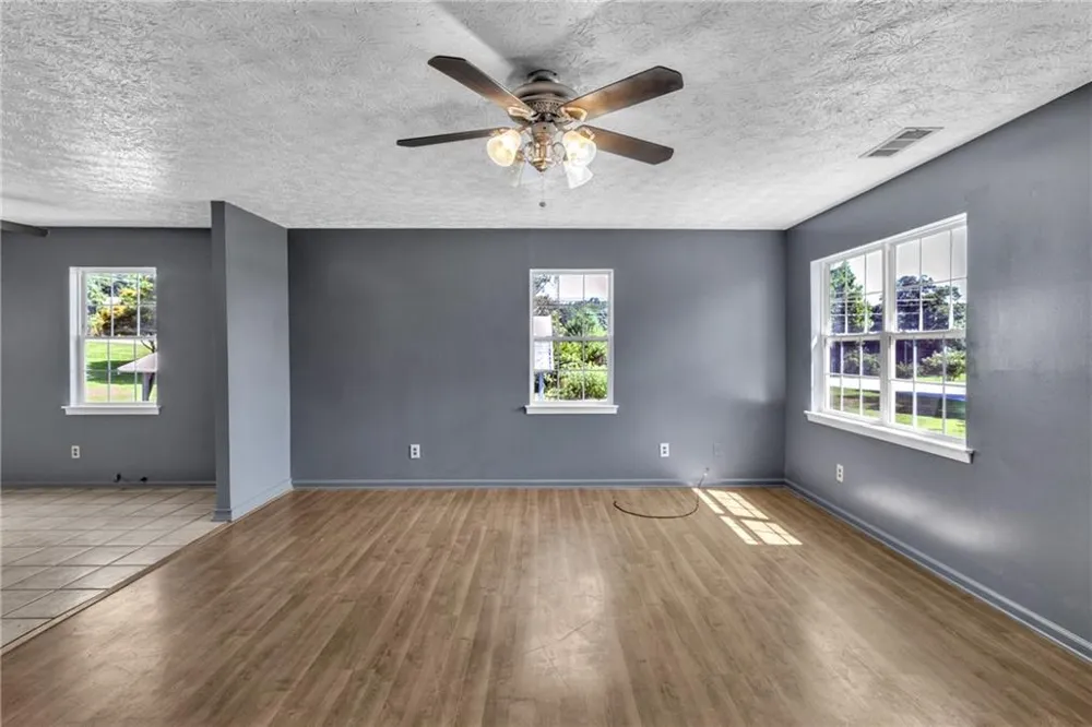 108 Lillie Lane Maysville, GA 30558
