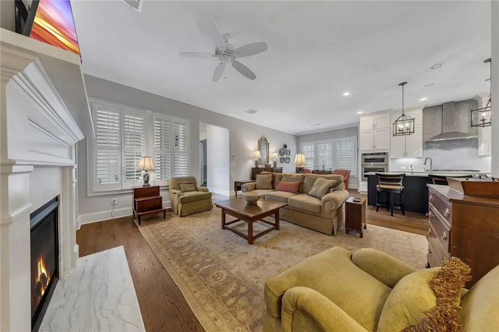 401 Reeves Street Woodstock, GA 30188
