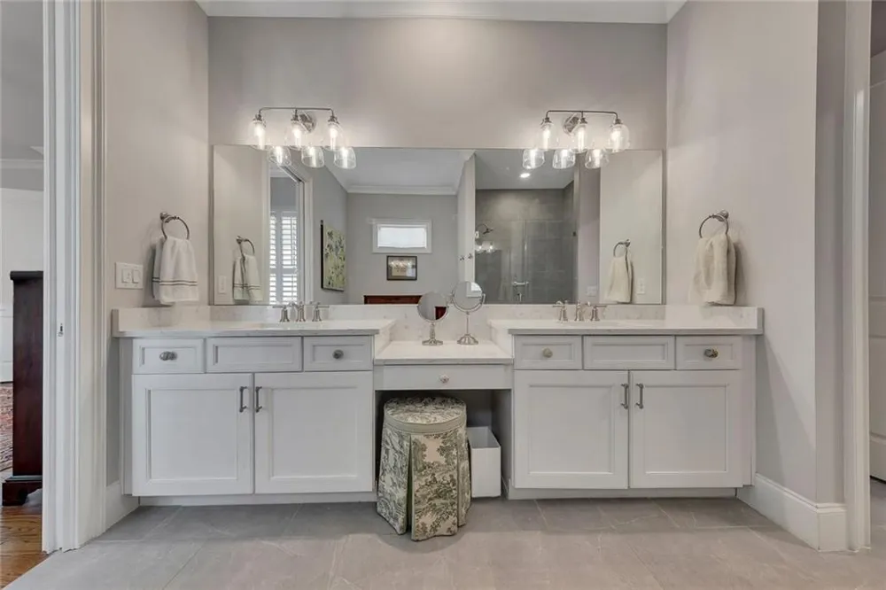 401 Reeves Street Woodstock, GA 30188