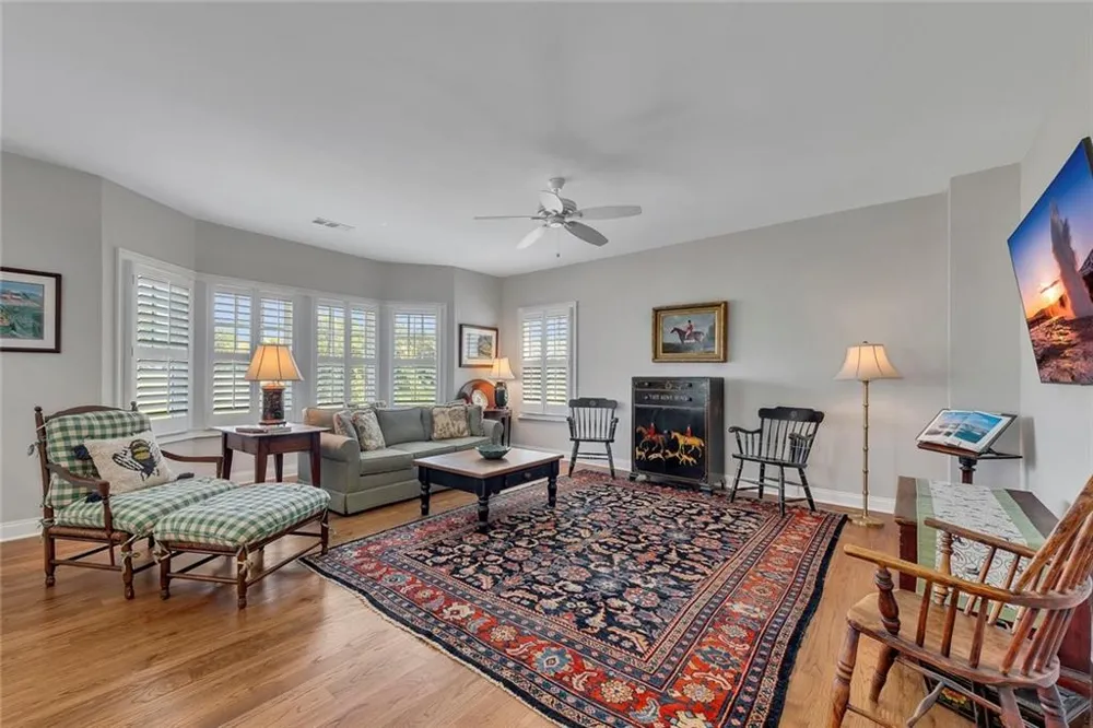 401 Reeves Street Woodstock, GA 30188