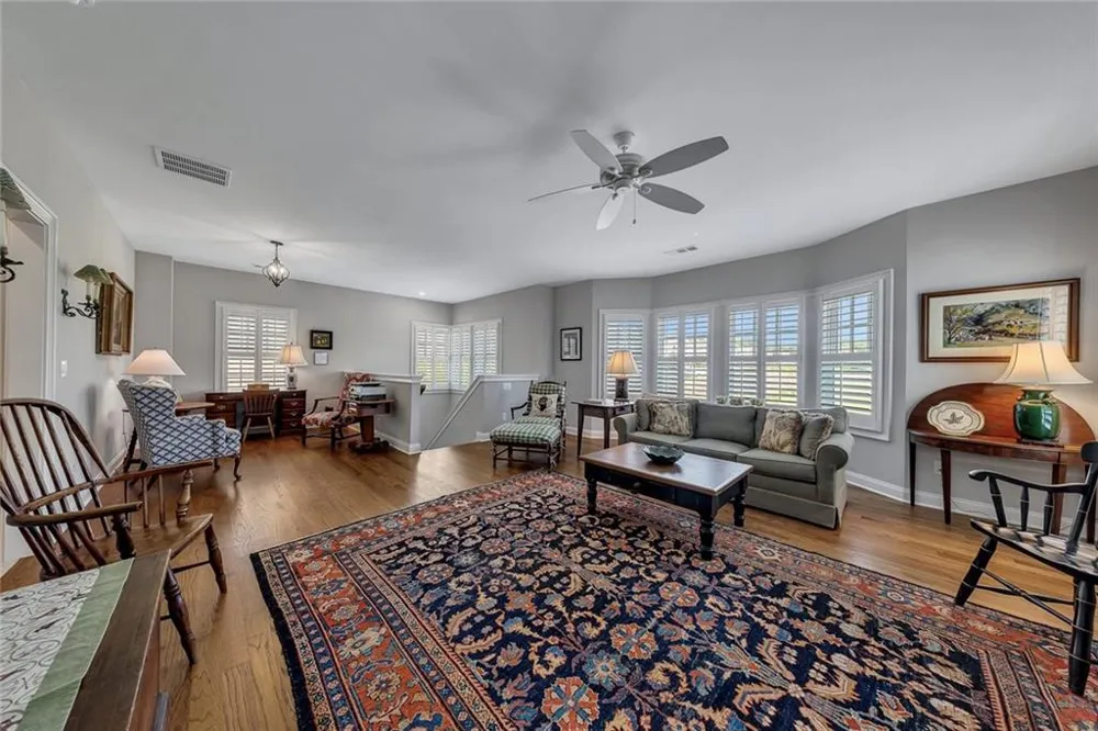 401 Reeves Street Woodstock, GA 30188