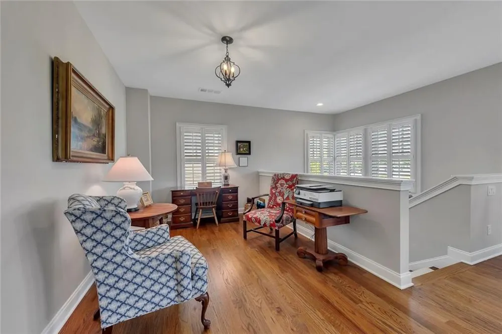401 Reeves Street Woodstock, GA 30188