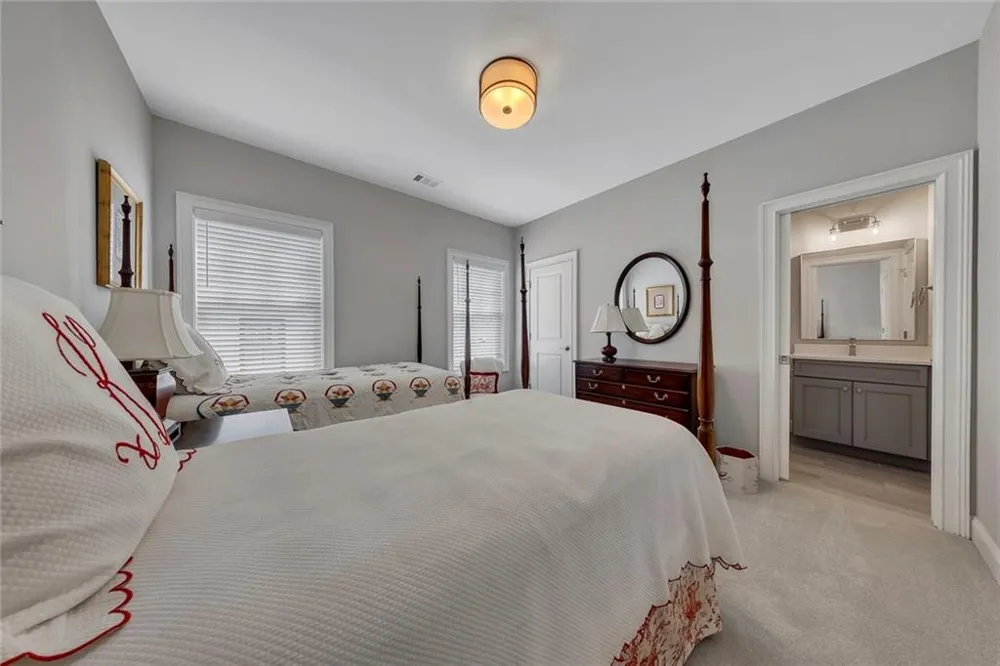 401 Reeves Street Woodstock, GA 30188