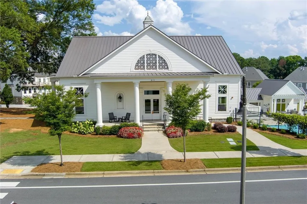 401 Reeves Street Woodstock, GA 30188