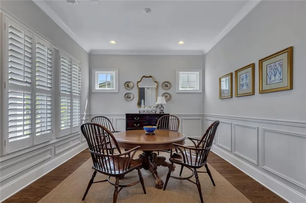 401 Reeves Street Woodstock, GA 30188