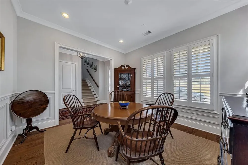 401 Reeves Street Woodstock, GA 30188