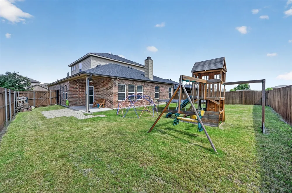 1332 Foxglove Lane Burleson, TX 76028