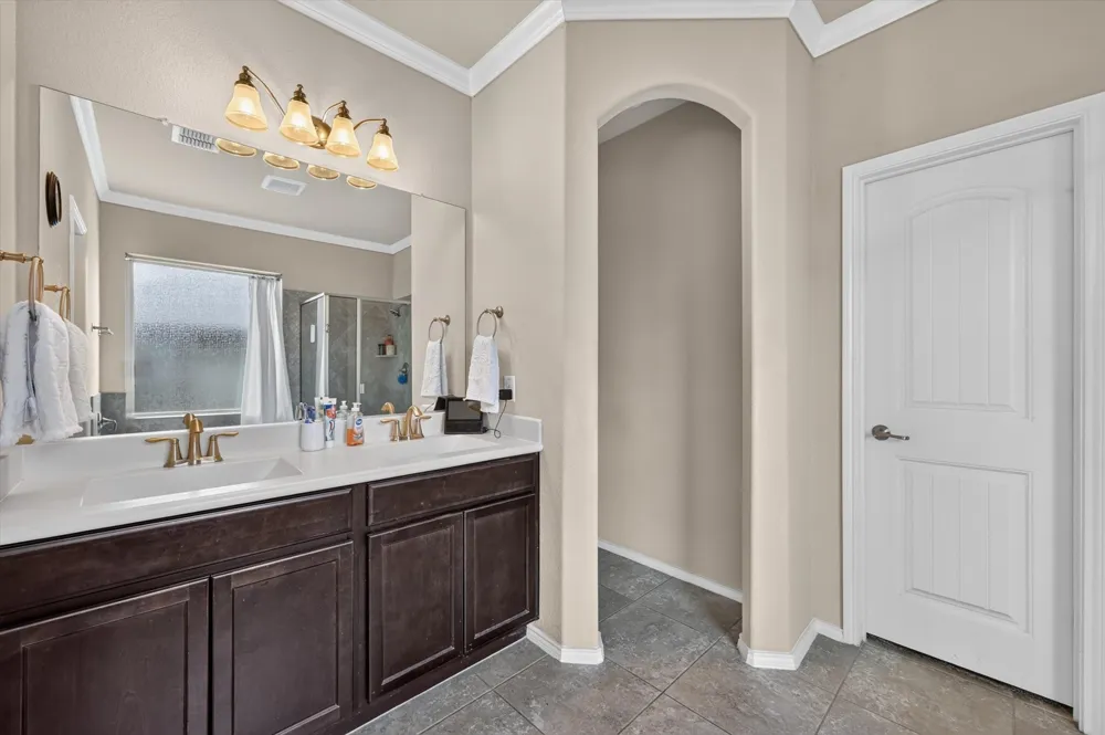 1332 Foxglove Lane Burleson, TX 76028