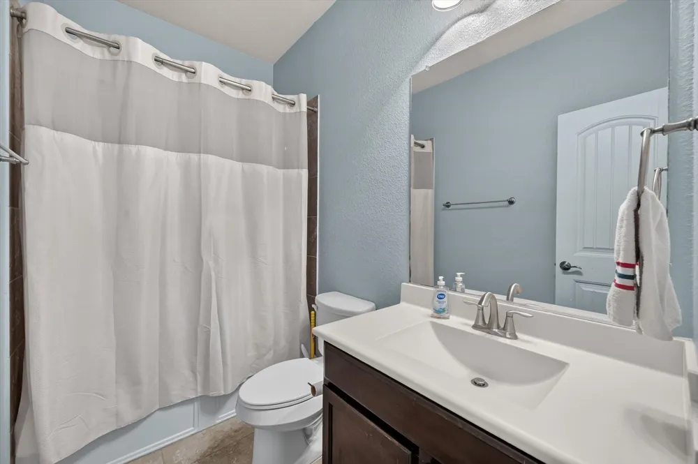 1332 Foxglove Lane Burleson, TX 76028