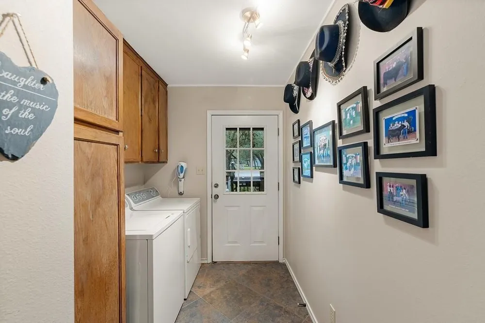 1131 Greak Road Sheridan, TX 77475