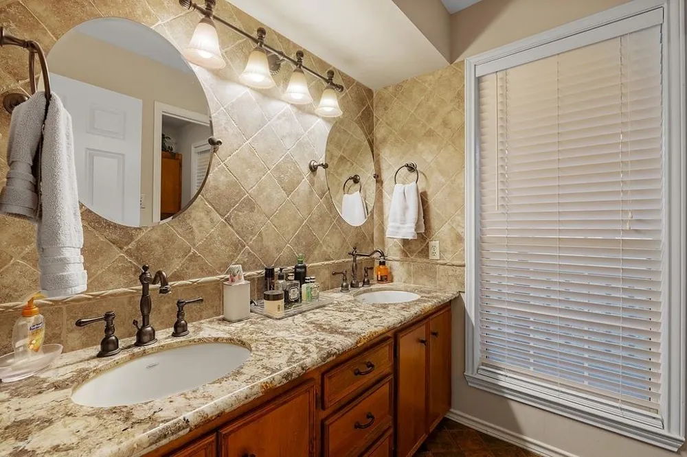 1131 Greak Road Sheridan, TX 77475