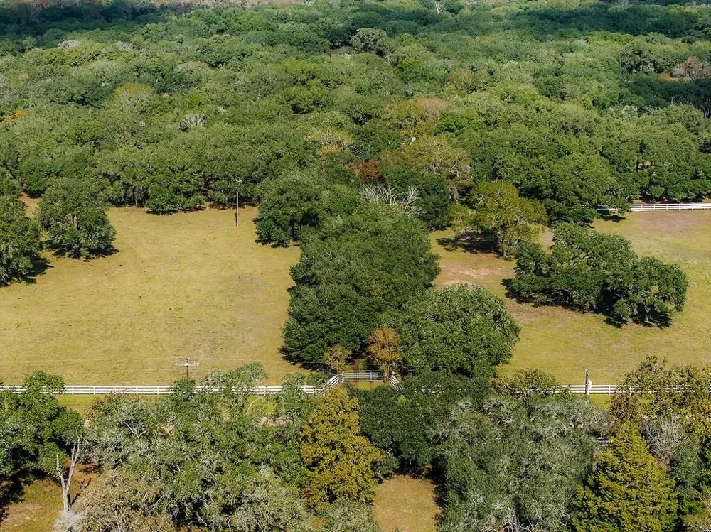 1131 Greak Road Sheridan, TX 77475