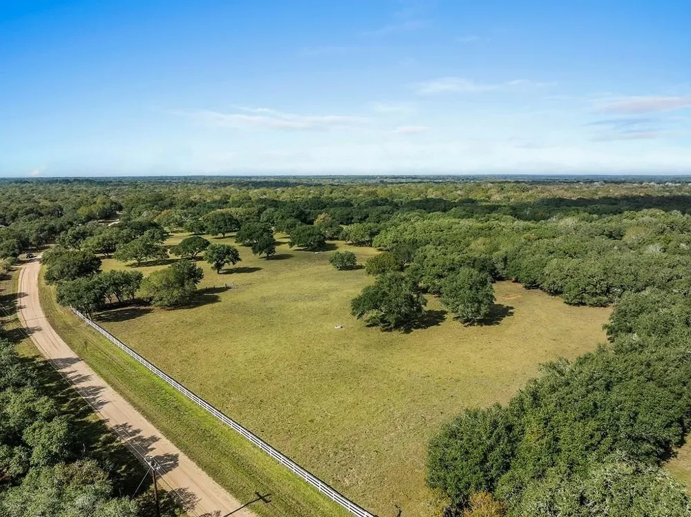 1131 Greak Road Sheridan, TX 77475