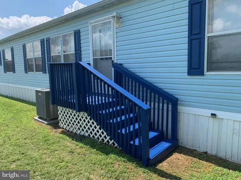 75 LOQUITUR LANE #106