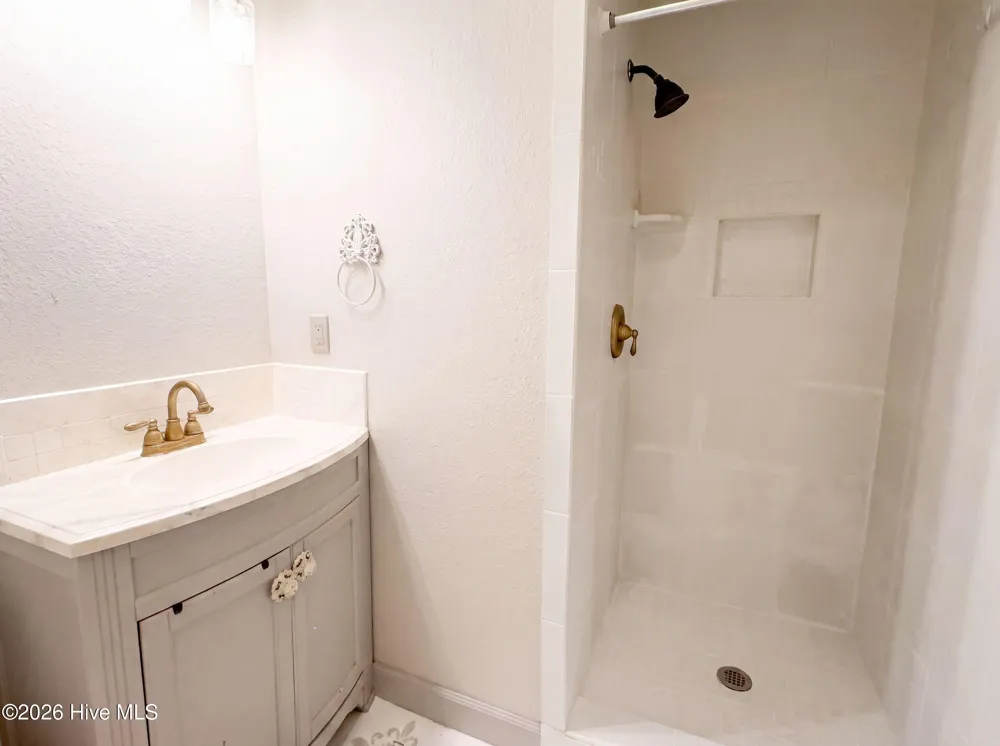 172 Gardenia Court Marble, NC 28905