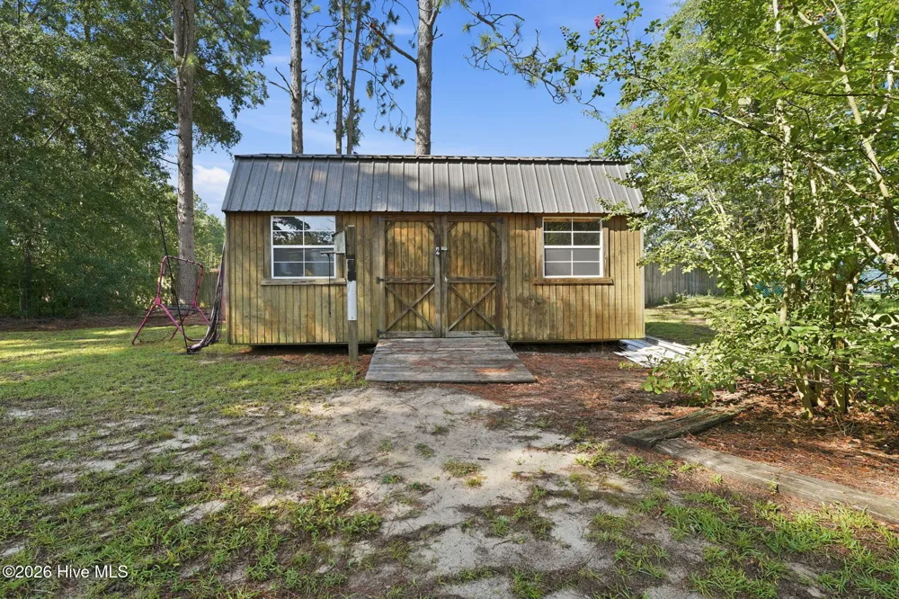1105 Oak Avenue Hamlet, NC 28345