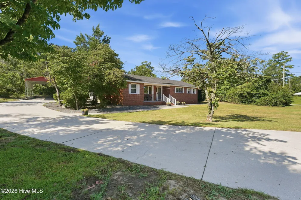 1105 Oak Avenue Hamlet, NC 28345