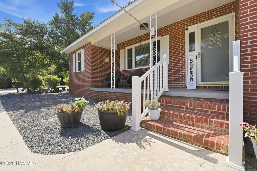 1105 Oak Avenue Hamlet, NC 28345