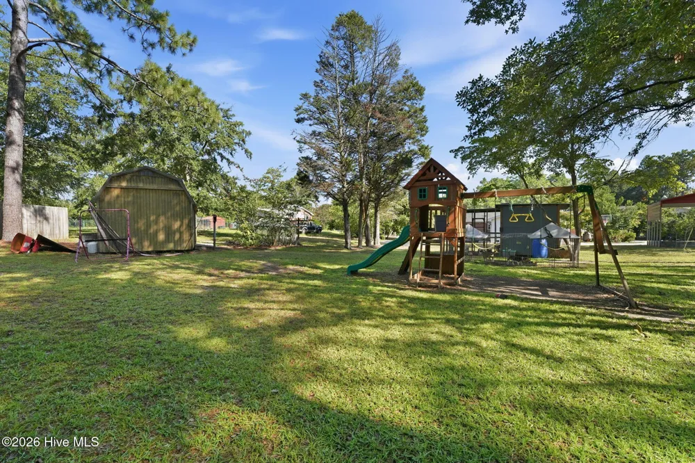 1105 Oak Avenue Hamlet, NC 28345