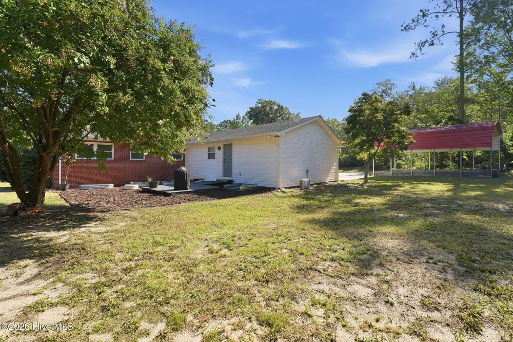 1105 Oak Avenue Hamlet, NC 28345