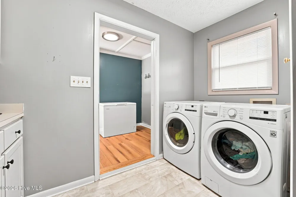 1105 Oak Avenue Hamlet, NC 28345